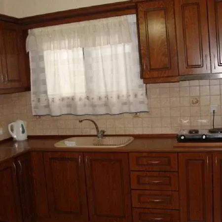 Toula's Apartamento Sidárion